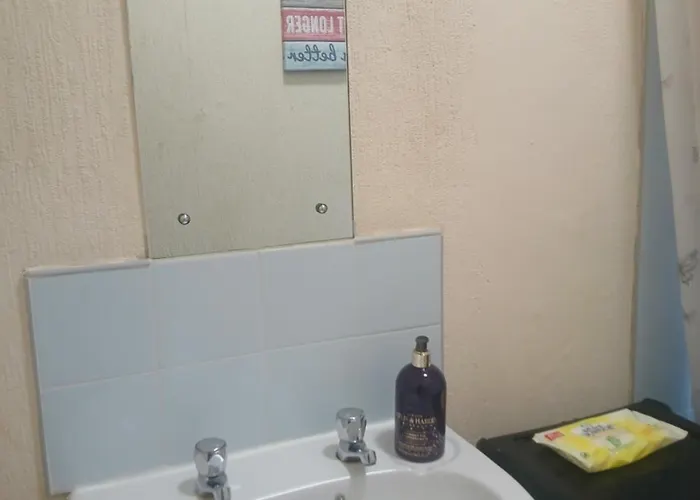 Quickstay Guest house